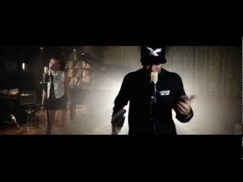 DEMRICK & THE MAKERZ FT. BYNAKA CHACON "DAY DREAMING" (In Studio Performance)