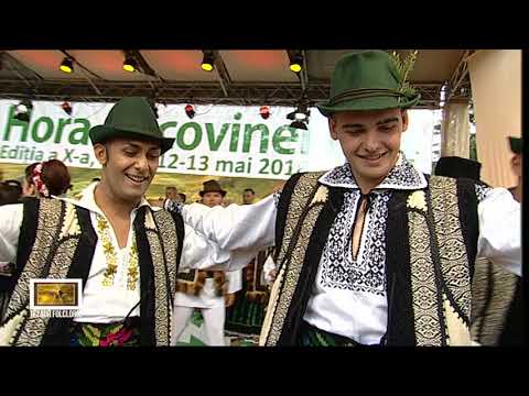 Ansamblul Artistic Ciprian Porumbescu din Suceava, la Festivalul Hora Bucovinei (@Tezaur folcloric)