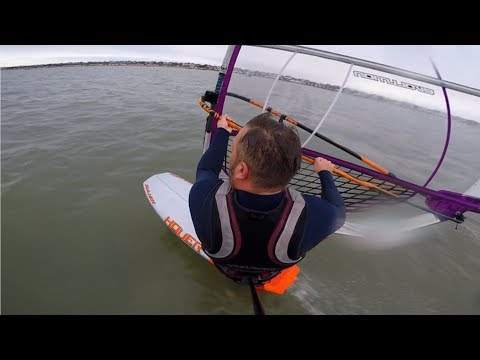 Learning to Foil  VLOG #8 Foiling on Naish Surf XL foil with Hover 142 replaced WS foil.
