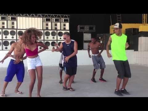 Geral do passinho Aperta o Play!