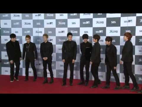 [HD] 111229 Super Junior - Red Carpet  2011 @ SBS Gayo Daejun