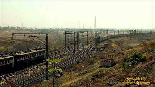 preview picture of video 'INDIAN RAILWAYS: 12542 LTT - GORAKHPUR LHB HYBRID SUPERFAST EXPRESS AT KASARA'