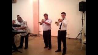 Paul de la trompeta si Nelu la nunta la Dani Oros