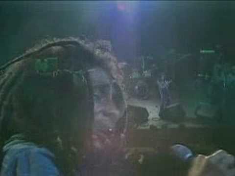Bob Marley & The Wailers - Get Up, Stand Up (Live At The Rainbow Theatre, London / 1977)