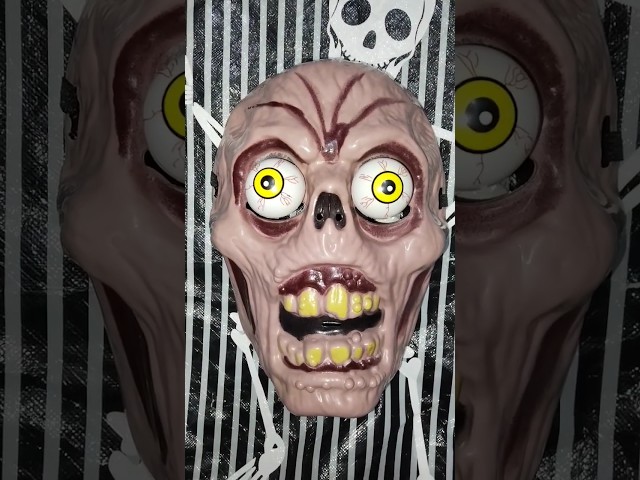 Vídeo relacionado con Boland Media máscara de espuma de demonio, calavera de esqueleto rojo con cuernos curvos, cómoda máscara de adulto para Halloween, carnaval y fiestas temáticas, talla única
