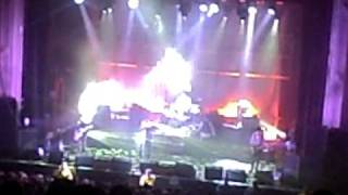 Kids In Glass Houses-Not In This World(New Song)17/11/10