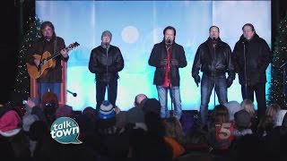 Restless Heart Stars in "A Country Christmas" Dinner Show