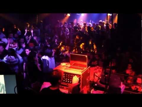 Dub Me Crazy #2 - LEGAL SHOT ▶ Al Campbell "Hard Times" (special dubplate Legal Shot & Dub Design) ⑤