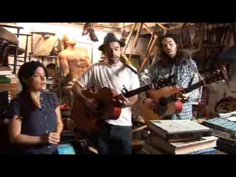 Tunng - String, BBC Collective Junk Shop Session