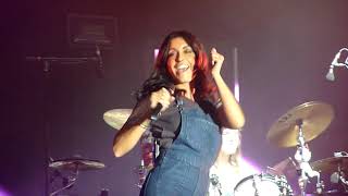 JENIFER &quot;HEY JEN&quot; - concert live à Clamart le 14/09/19