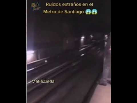 Fantasmas en el Metro de santiago  chile🇨🇱 #metrodesantiago  #metro #chile  #paranormal