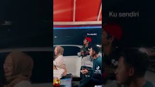 Download lagu Pengamen ga tau kondisi hahaha #shorts mp3