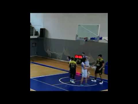 Rosalía, 89 - Tui, 74 (1ª Junior)