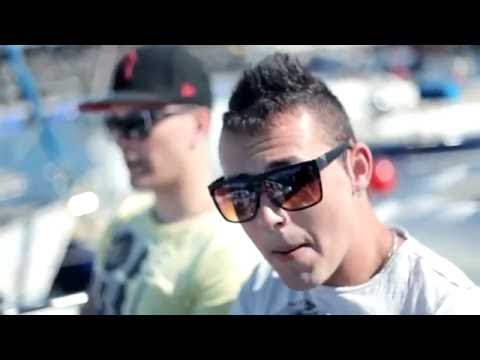 AyoGlez & elPeryz - Un Beso (Official Video)