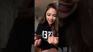 着替えシーンあり。