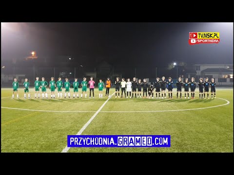 tv.nsk.pl [wyjście na murawę] MKS Świt Nowy Dwór Maz. - Real Varsovia CF 3:3 (1:1) 2022-11-09 g. 21