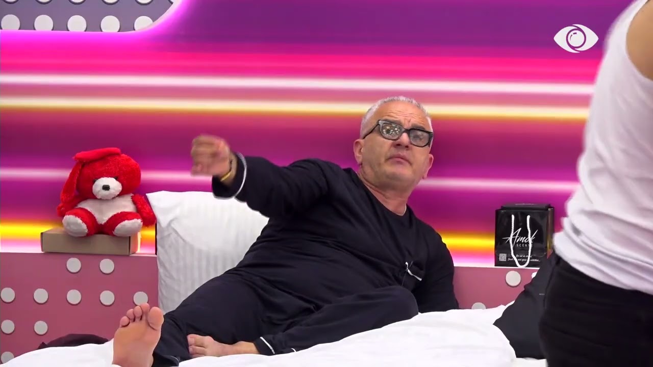 “60 ditë me një femër afër dhe të mos i dish emrin e nënës?”/ Artani debaton Mateon për Brikenën