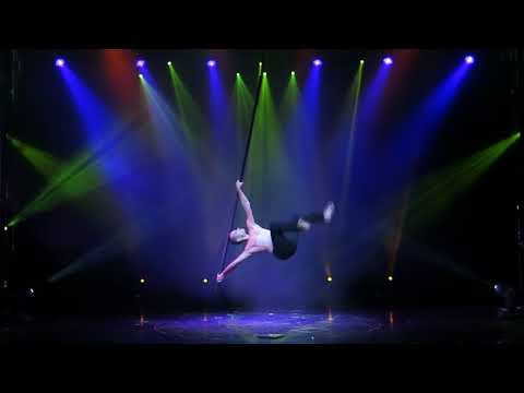 Flying pole act by Yuriy 134 / www.maximaaa.com