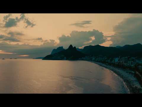 Che Ecru - Singles Playlist