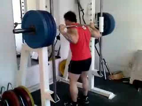 5x200kg Smith Squat