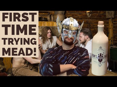 Trying a MEAD for the first time! | Odin’s Skull | Dansk Mjød | Mead Review