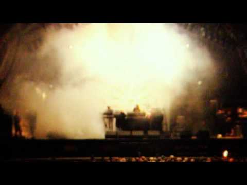 The Chemical Brothers - Chemical Beats (Live At Glastonbury 1997) (HQ)