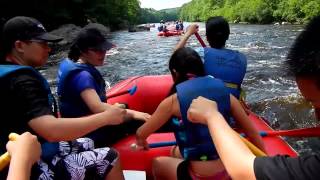 preview picture of video '2013 Whitewater rafting at Pocono Mountain on Lehigh river with Whitewater Challengers Video taken b'