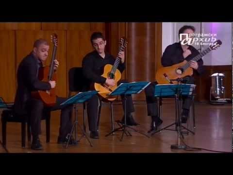 Amicus trio - W. A. Mozart - Eine kleine nachtmusik: II Romance