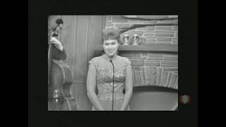Patsy Cline - "Strange" (Live 1962)
