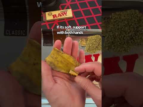 How to roll a Zazanana!!!🍌😂