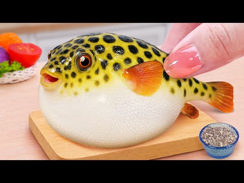 Recipe for Seafood Lovers 😳 How To Make Miniature Puffer Fish Curry 😳 Tina Mini Cooking