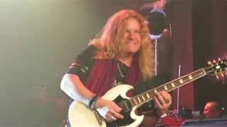 Tesla- Be A Man LIVE (House Of Blues Chicago 2019)