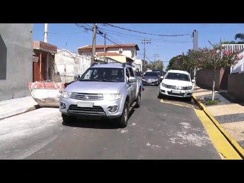 Comerciantes fazem carreata em Rio Claro