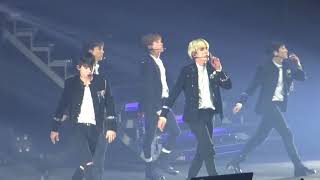 &#39; Incomparable &#39; | MONSTA X in Chile 170914 |