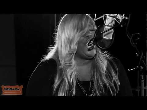 Aundrea Nyle - Acoustic Mashup - Ont' Sofa Gibson Sessions