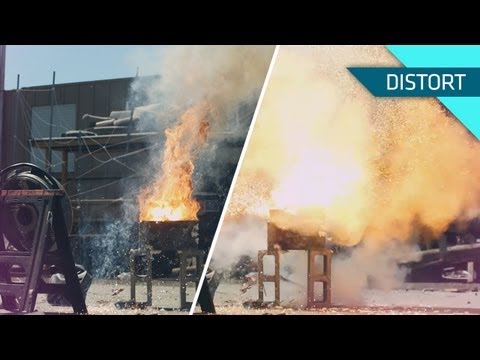 Melting Objects With Super Hot Thermite in Slow Motion