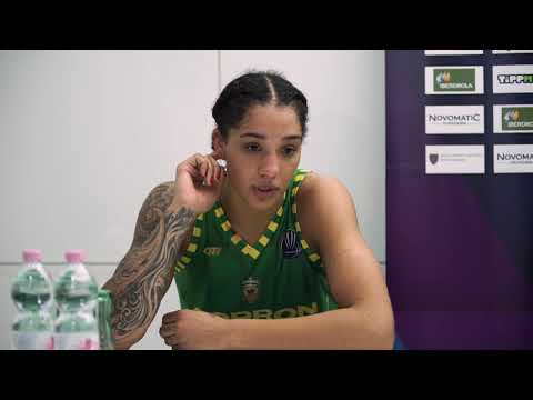 2021.10.21. Sopron Basket - Beretta Famila Schio, Gabby Williams értékel