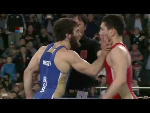 Лебедев vs Мусукаев. Драка.