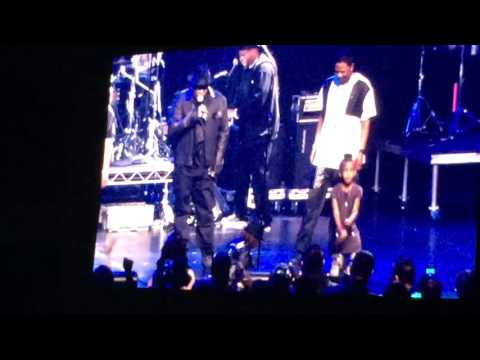 Bobby Brown "It's My Prerogative" Live