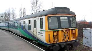 preview picture of video 'UK: Class 312 EMU departs from Walton on Naze on a service to Colchester (Essex)'