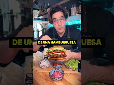 ⚠️ ¡NO MONTES LA HAMBURGUESA POR LA BASE! Se monta por la tapa… #shorts #bartender