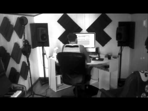 Mike Shiver vs Matias Lehtola "Eat This" in the makings...