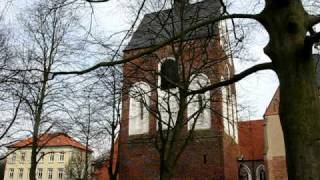 preview picture of video 'Norden Ostfriesland: Kerkklokken Lutherse kerk (Anläuten des Plenums)'