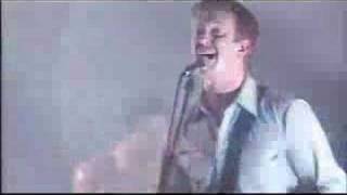 Queens Of The Stone Age - The Sky Is Falling Dortmund 2002