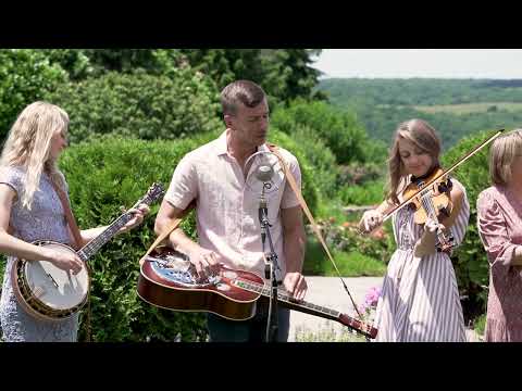 Summer Wind - The Petersens (LIVE)