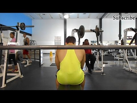 Vlog 3 (Gymshark, Pre-workout & Bench Pressin')