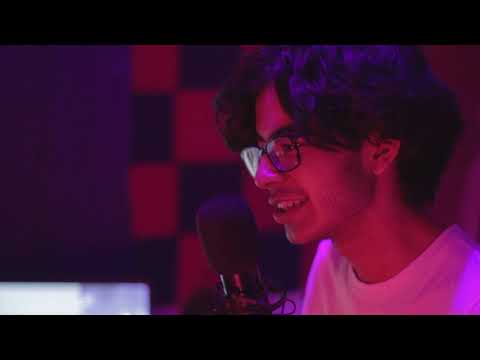 La mujer que bota fuego (Cover) Valeria Garcia ft. Yukun