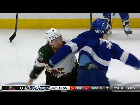 Liam O'Brien vs Patrick Maroon Oct 28, 2021