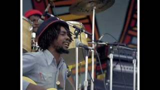 Peter Tosh-Don&#39;t  look back &quot;version original&quot;