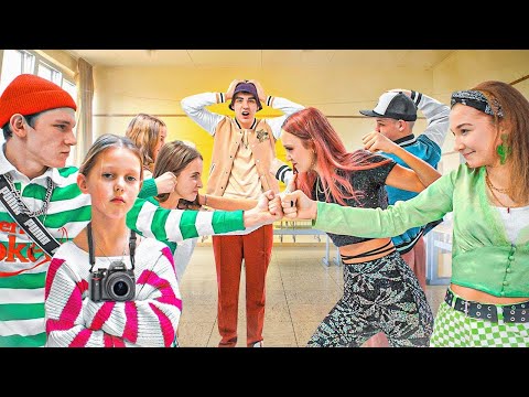 Amelka Este Jurnalist La Scoala De Elita! Ce secrete au învățat toți adolescenții?